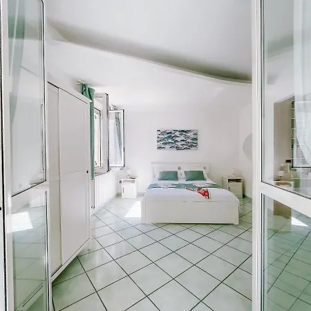 Aquamarine - City Center *